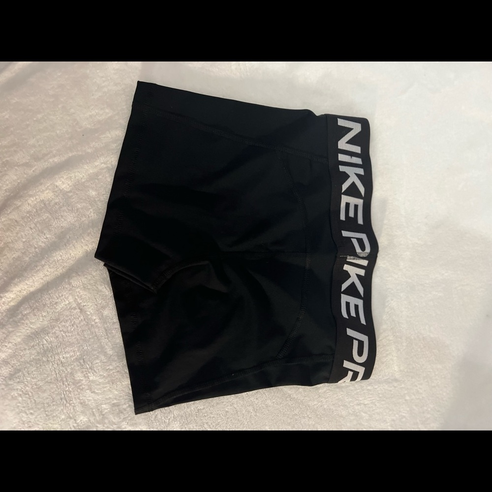 Nike pro athletic shorts